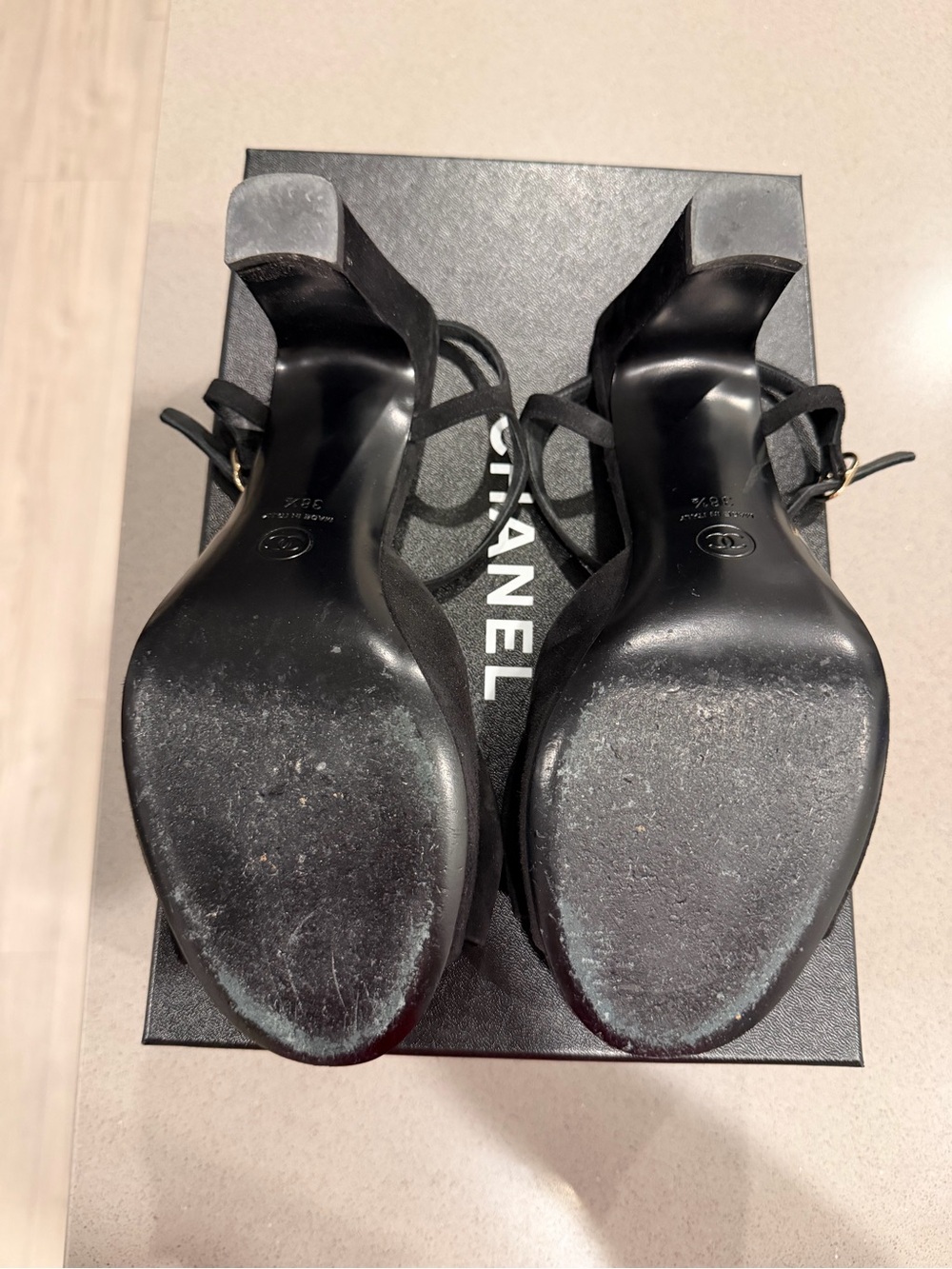 Chanel Black Suede Bow Chain Heels - Picture 5 of 6